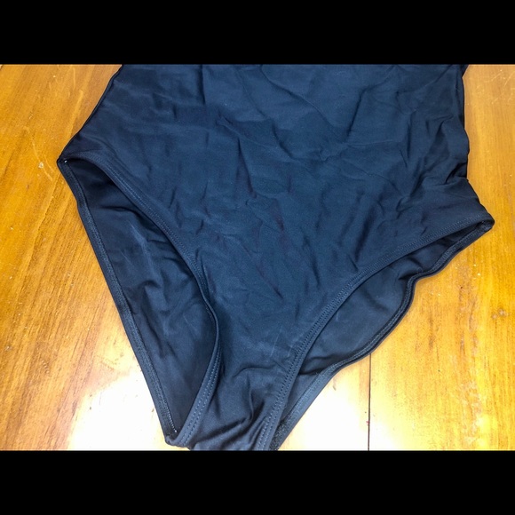 Black Open Back Cheeky One Piece Swimsuit Sz Med - Picture 5 of 5